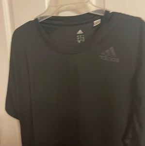 Adidas T-shirt